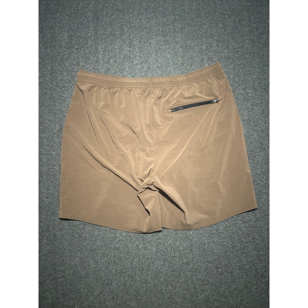 Vuori shorts lined mens brown size 2XL athletic gym casual lightweight stretch - Picture 2 of 6